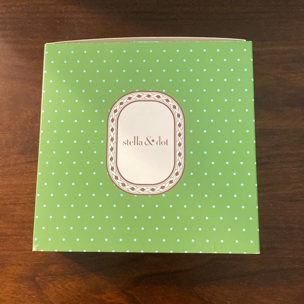 Stella and Dot necklace